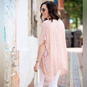Loft Plus Size White and Pink Kimono